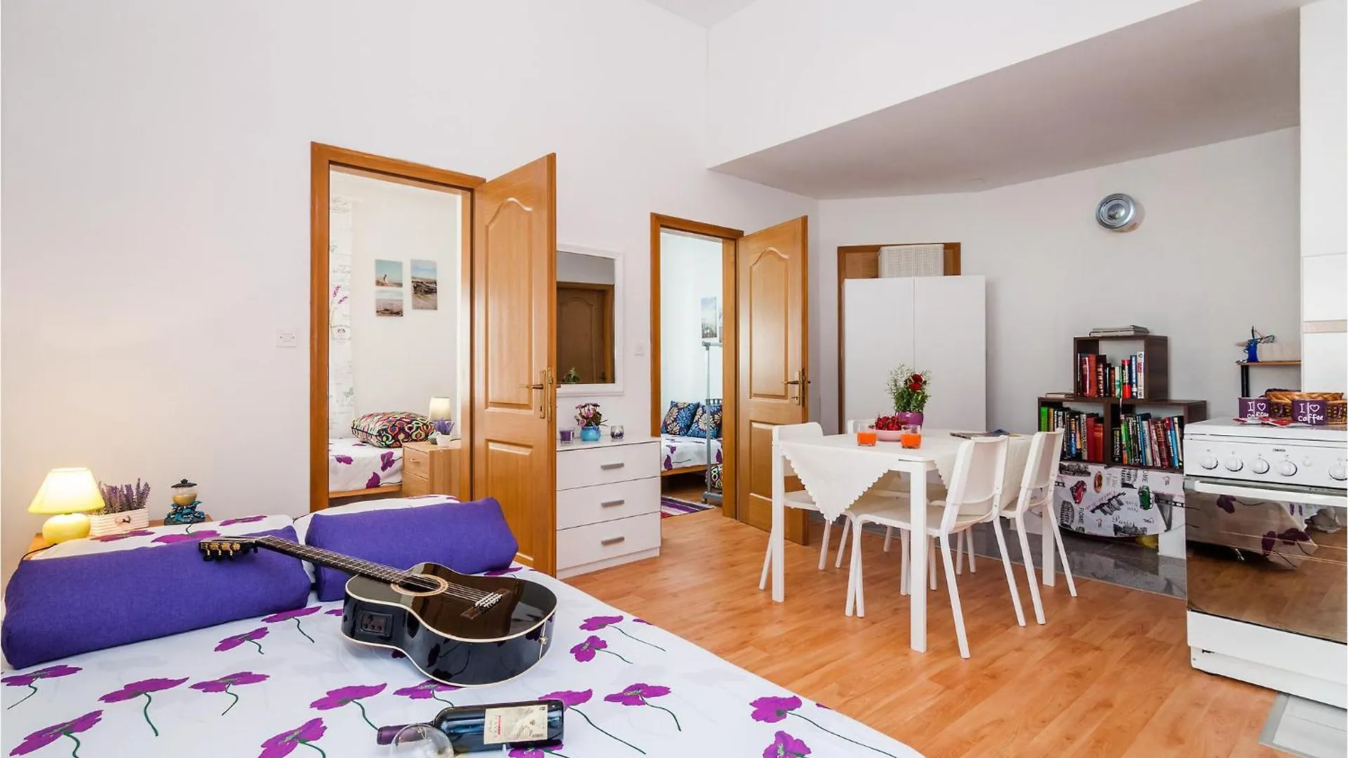 Nice Apartment In Vinjerac With Kitchen